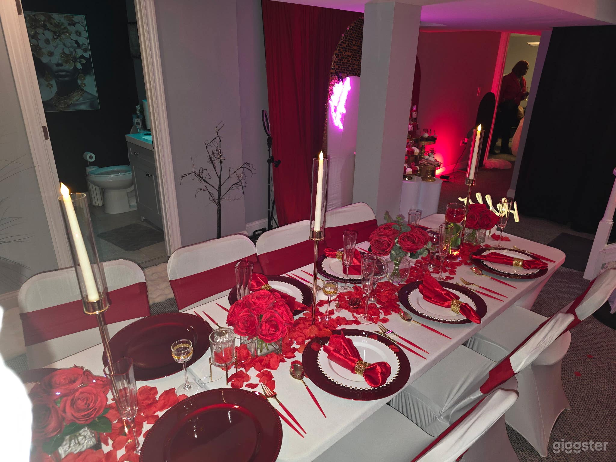 Intimate, Cozy, &amp; Zen! Celebrate A Creative Space! Photo 4