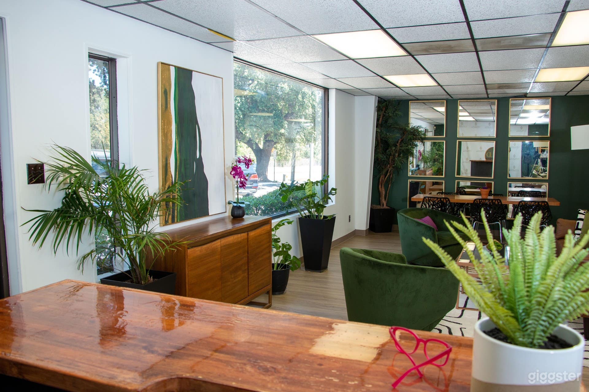 Reception Desk/ Entry