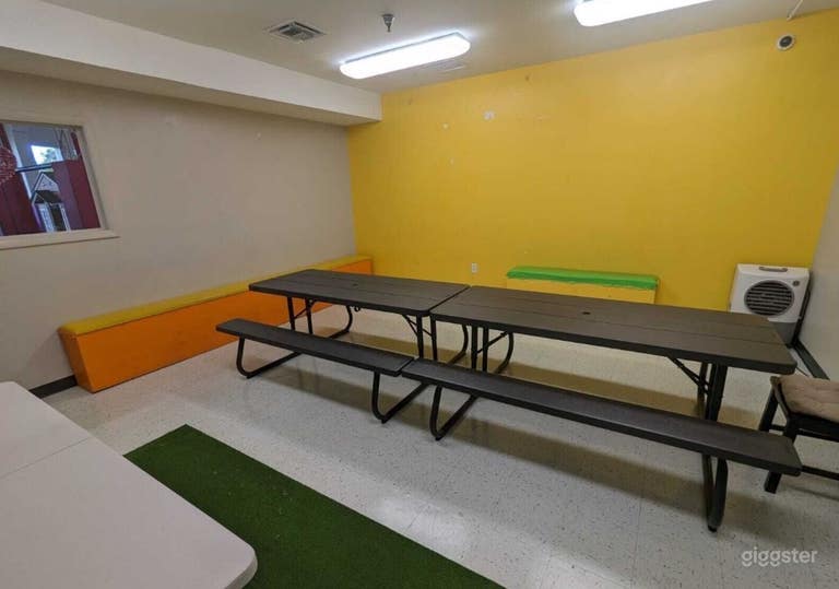  Innovative Meeting Room B 