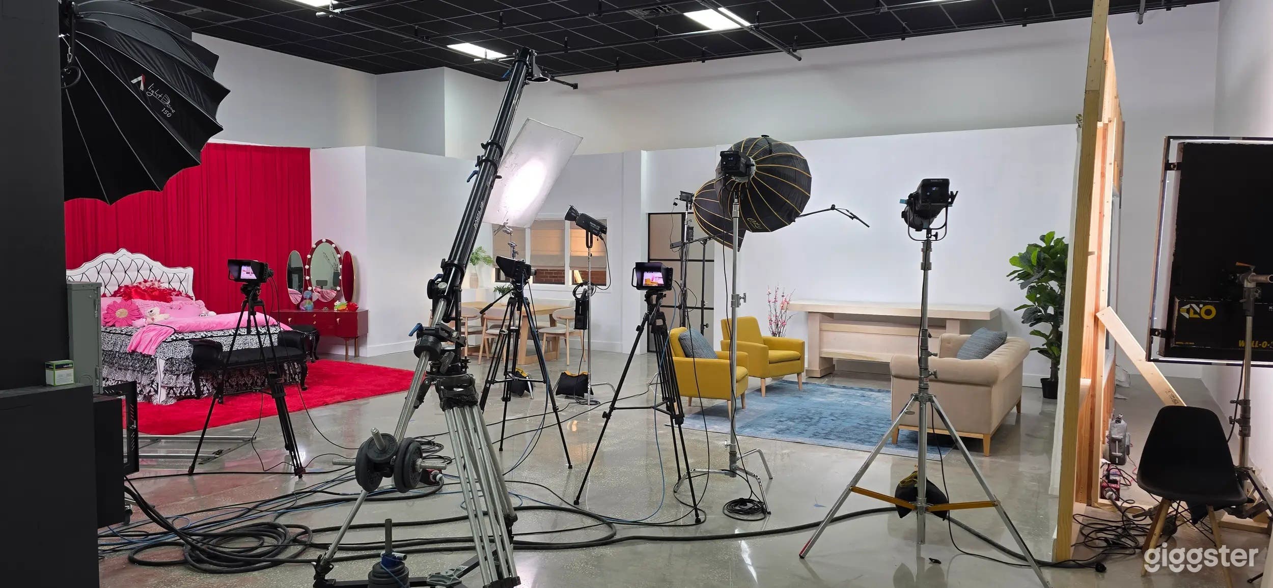 Content Creator’s Dream Studio A Photo 2
