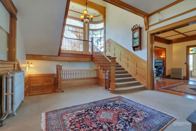  Historic 1890's Mansion 