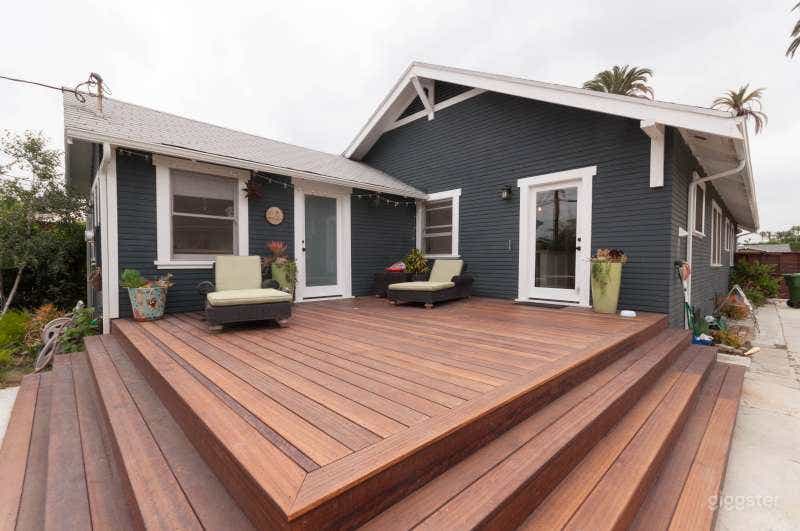 Grey Craftsman LA modern minimalist Photo 2