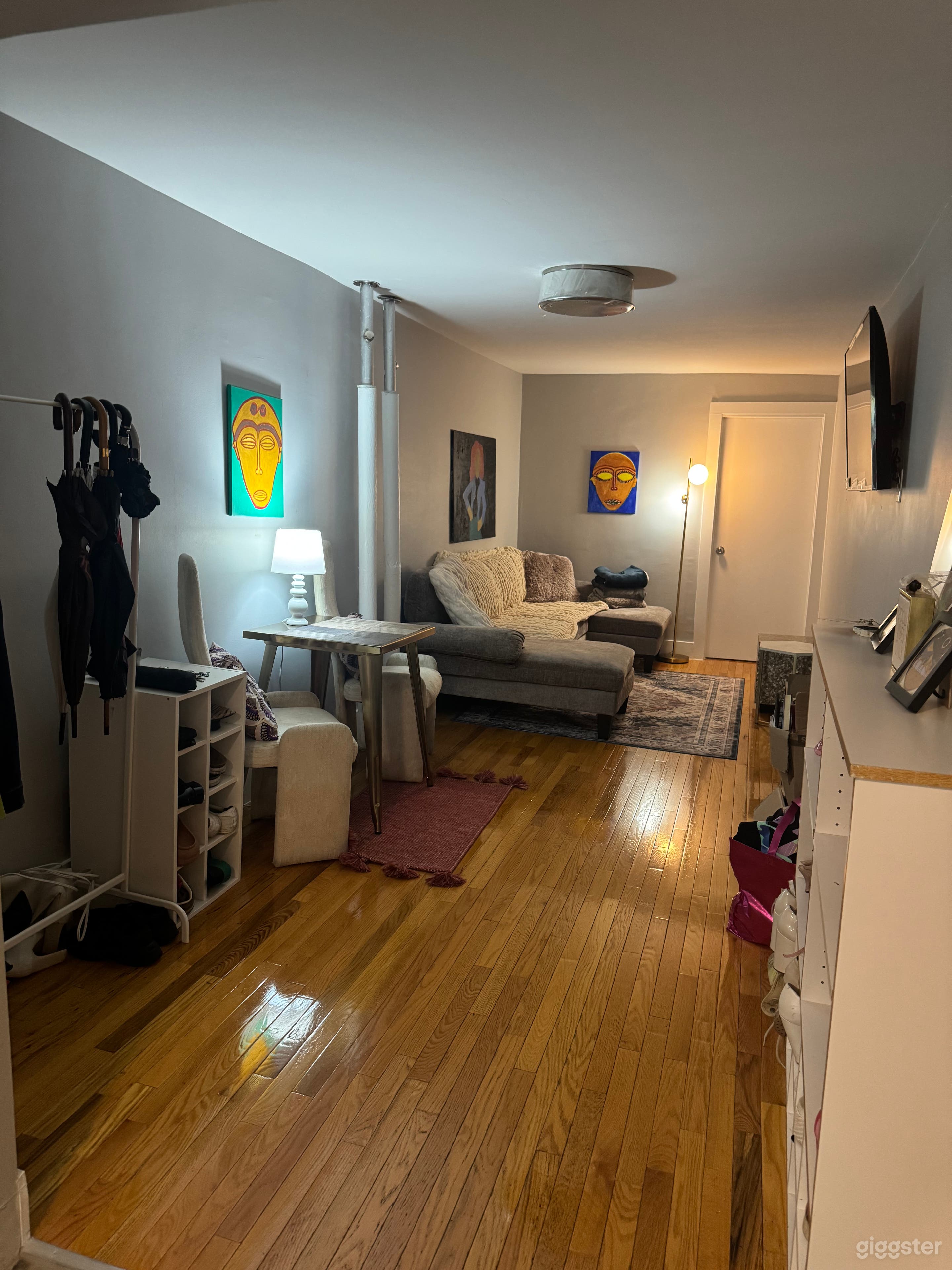 Quiet Top Floor East Harlem Apartment in Small Building Photo 1