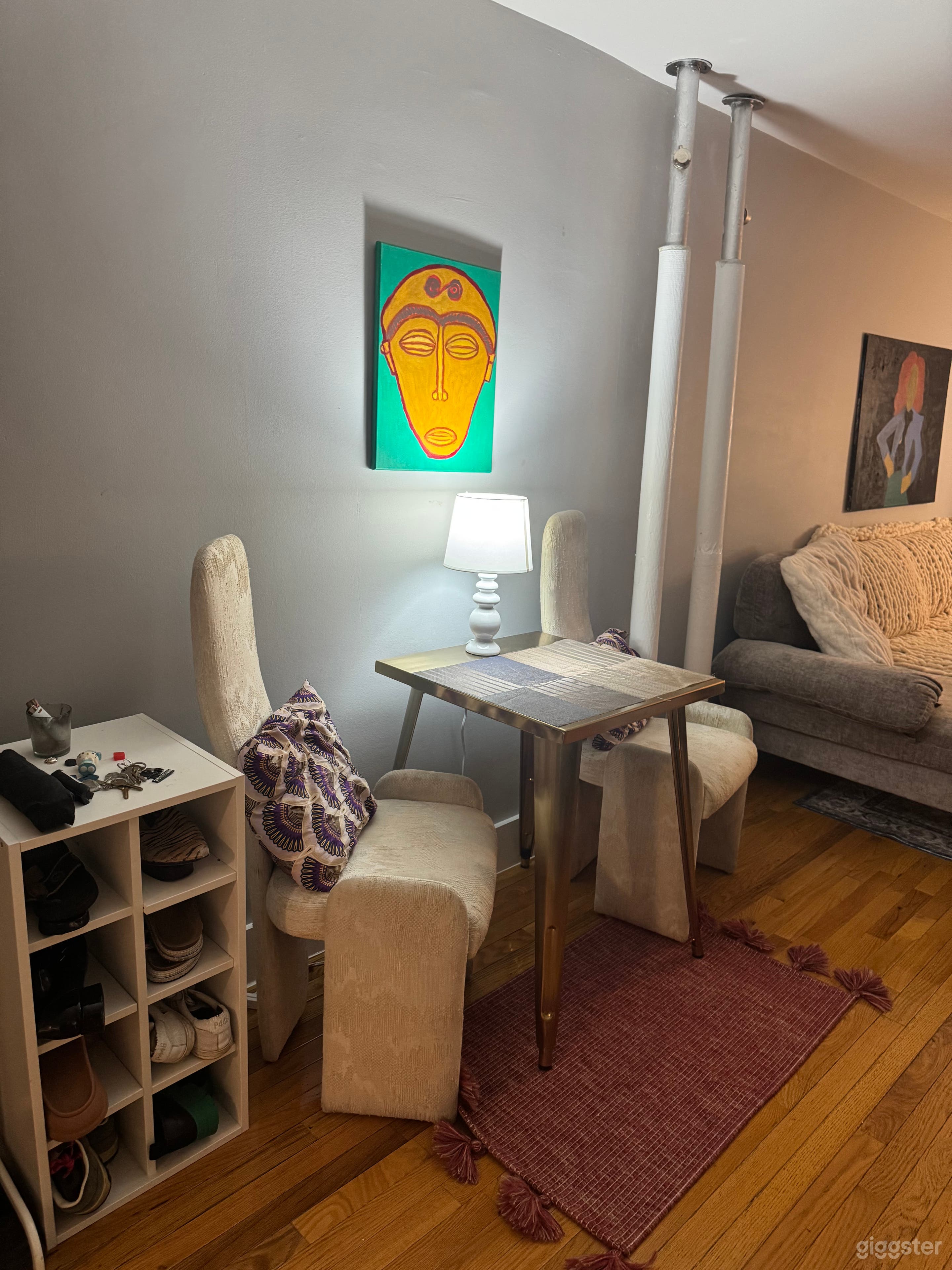 Quiet Top Floor East Harlem Apartment in Small Building Photo 3