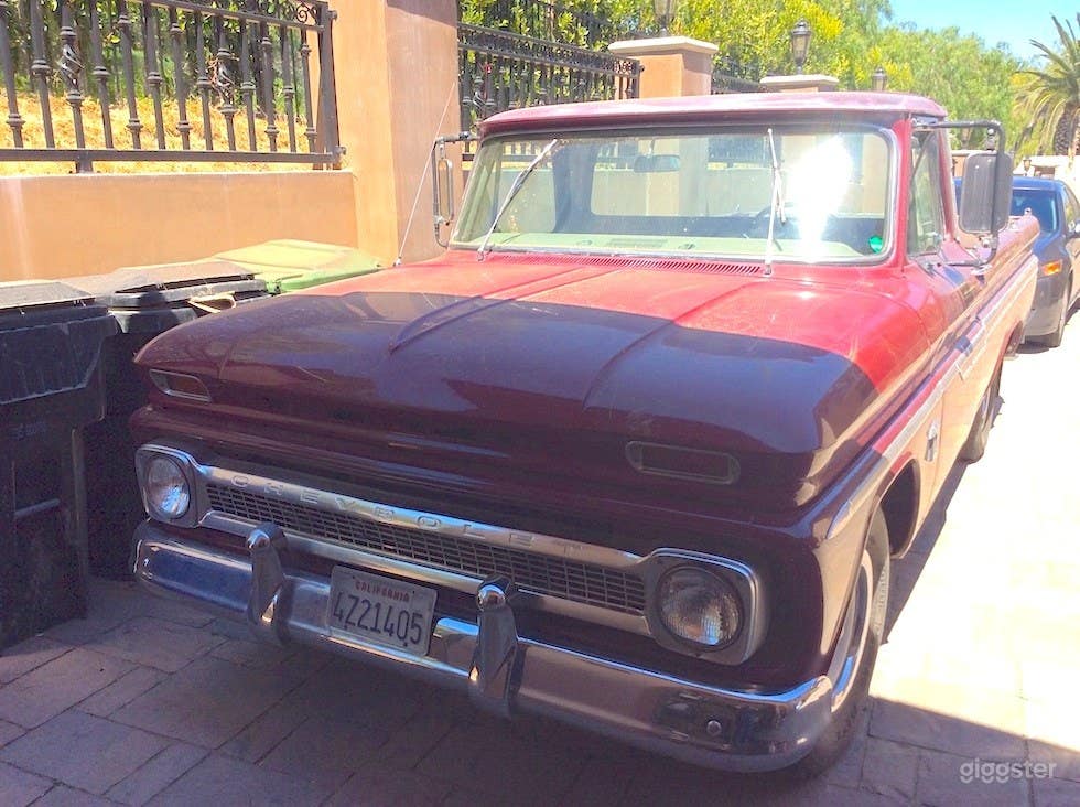 Old Ford Pick Up Photo 1