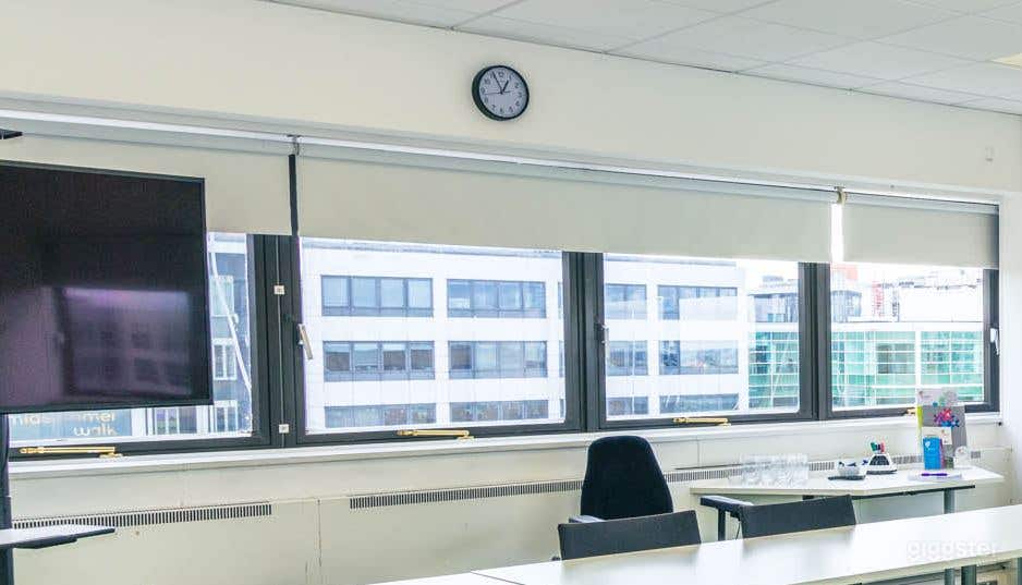 Grafton B Boardroom Good for 16 Persons Photo 4