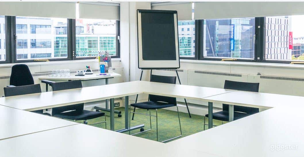 Grafton B Boardroom Good for 16 Persons Photo 3