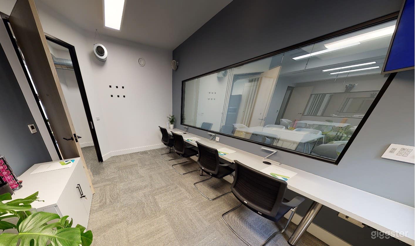 Studio 2 - Meeting Room / Viewing Facility Photo 4