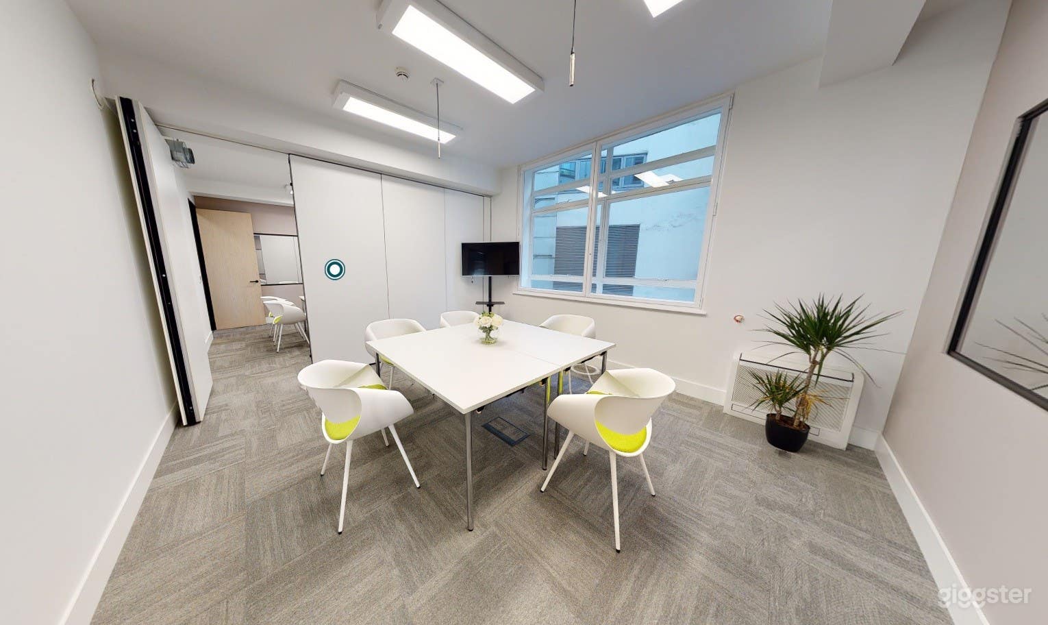 Studio 2 - Meeting Room / Viewing Facility Photo 1