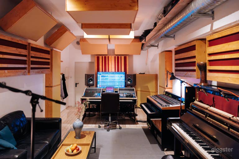  Professional Recording Studio in Neukölln 