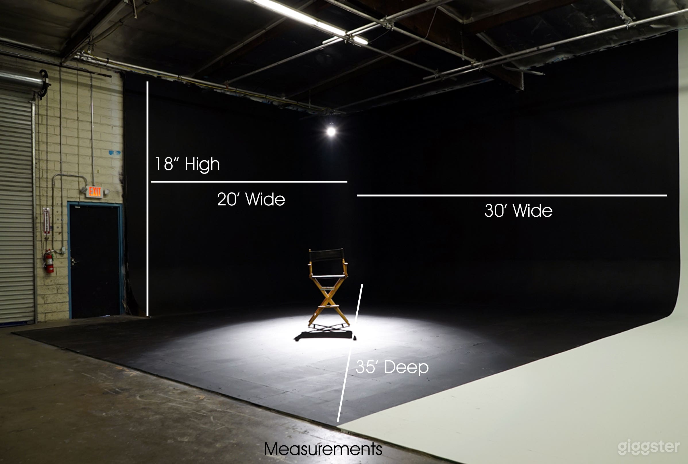 50' Black Cyc / Black Void Studio Photo 4