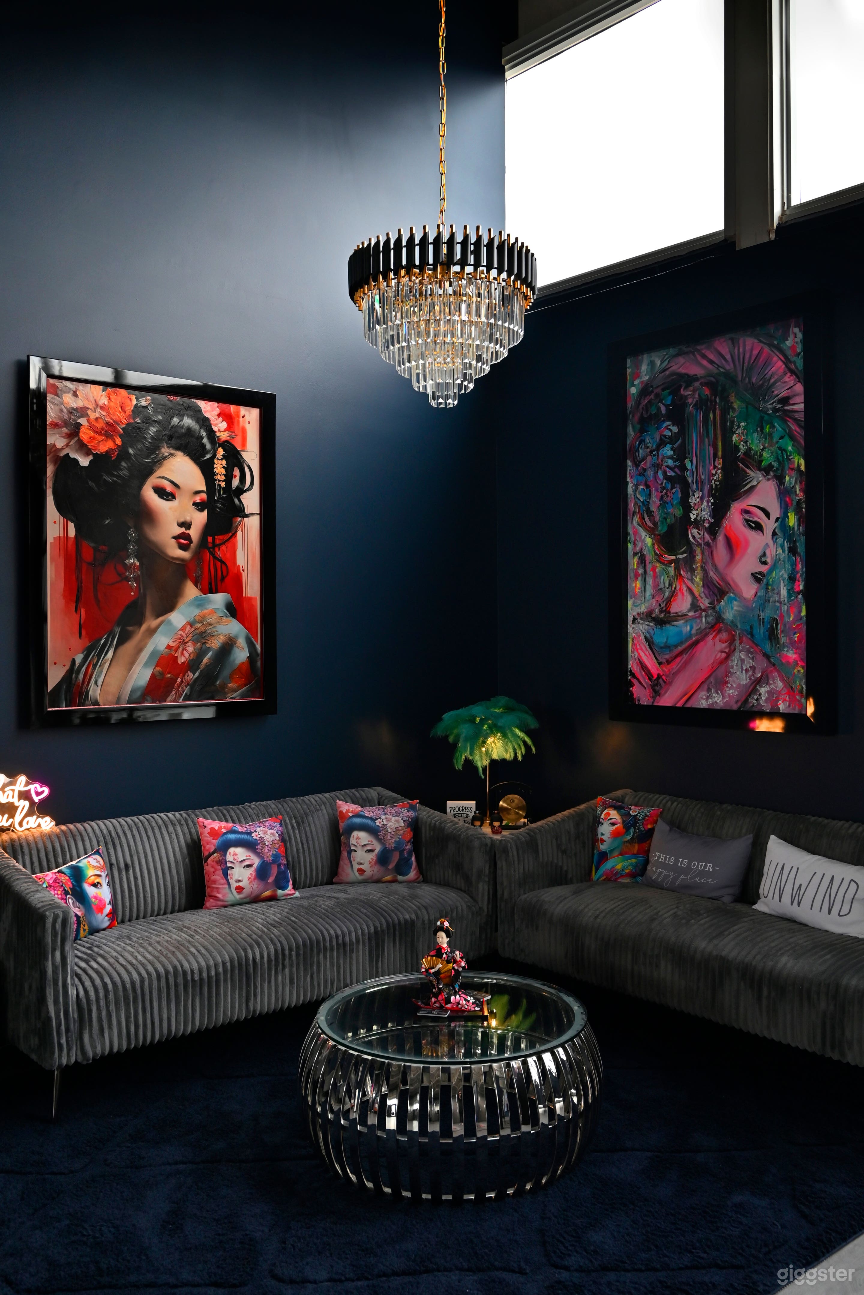 Moody-Chic Dance + Creative Studio with Luxe Decor Photo 4