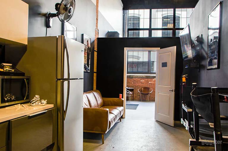  Kitchen area available for client's during their shoot. 