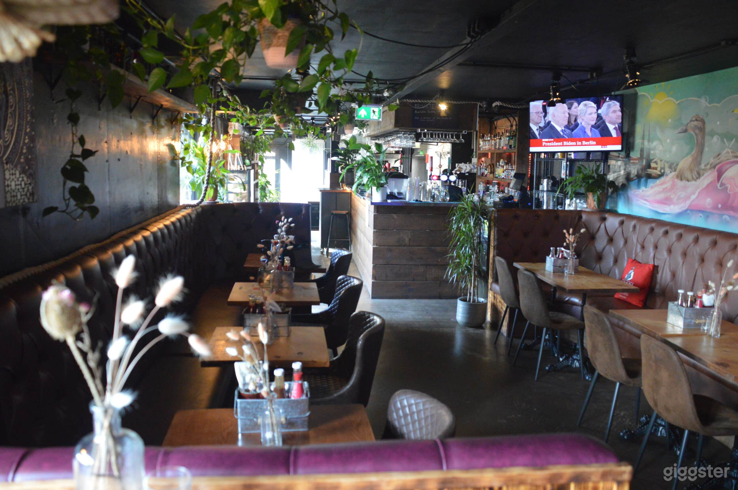 INDOOR BAR VENUE Photo 2