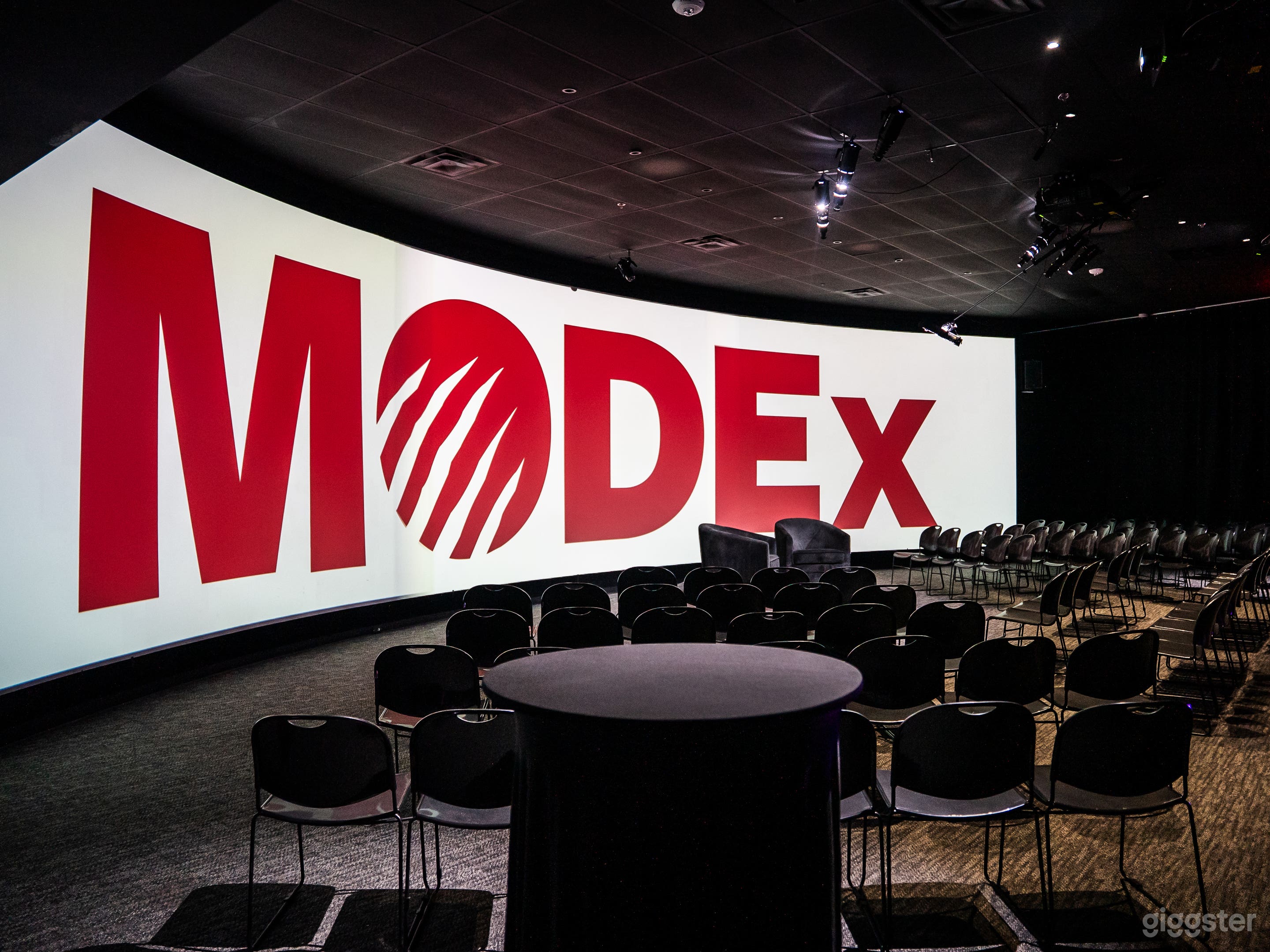 Event Space w/ Immersive/Curved 30 Ft & 60 Ft Video Walls Photo 1