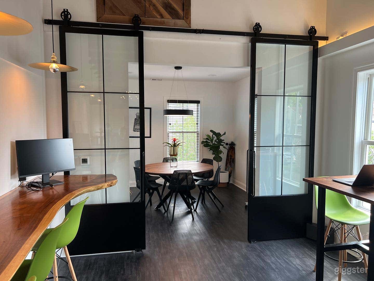 Conference Room in Yardley Photo 4