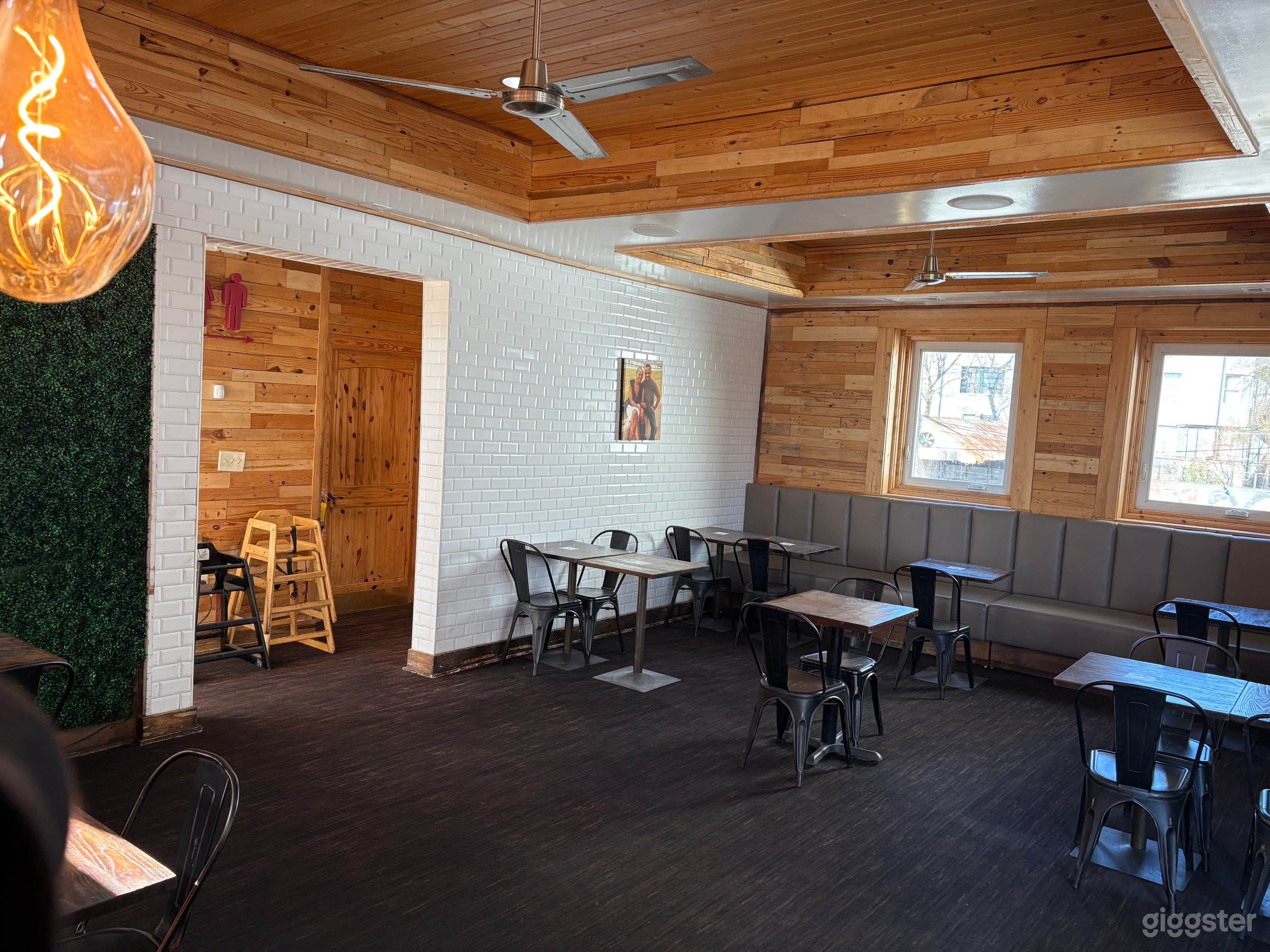 Modern Restaurant & Bar with Murals, Natural Light Photo 4