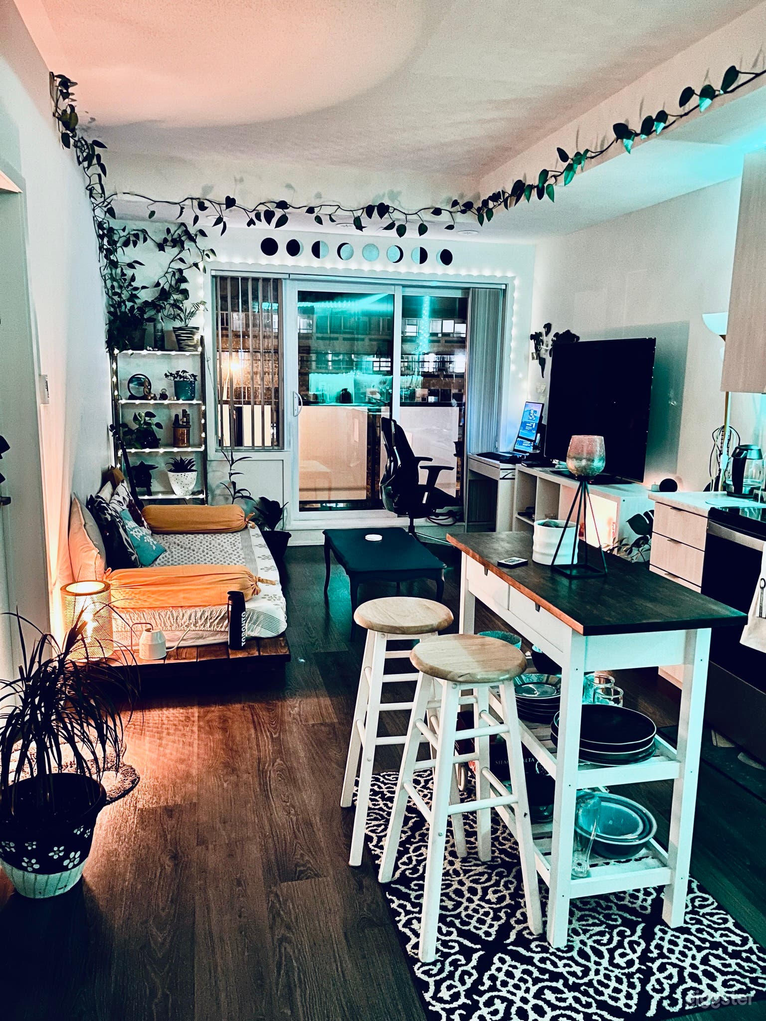 Zen Space for Short Films, Documentaries! Photo 2