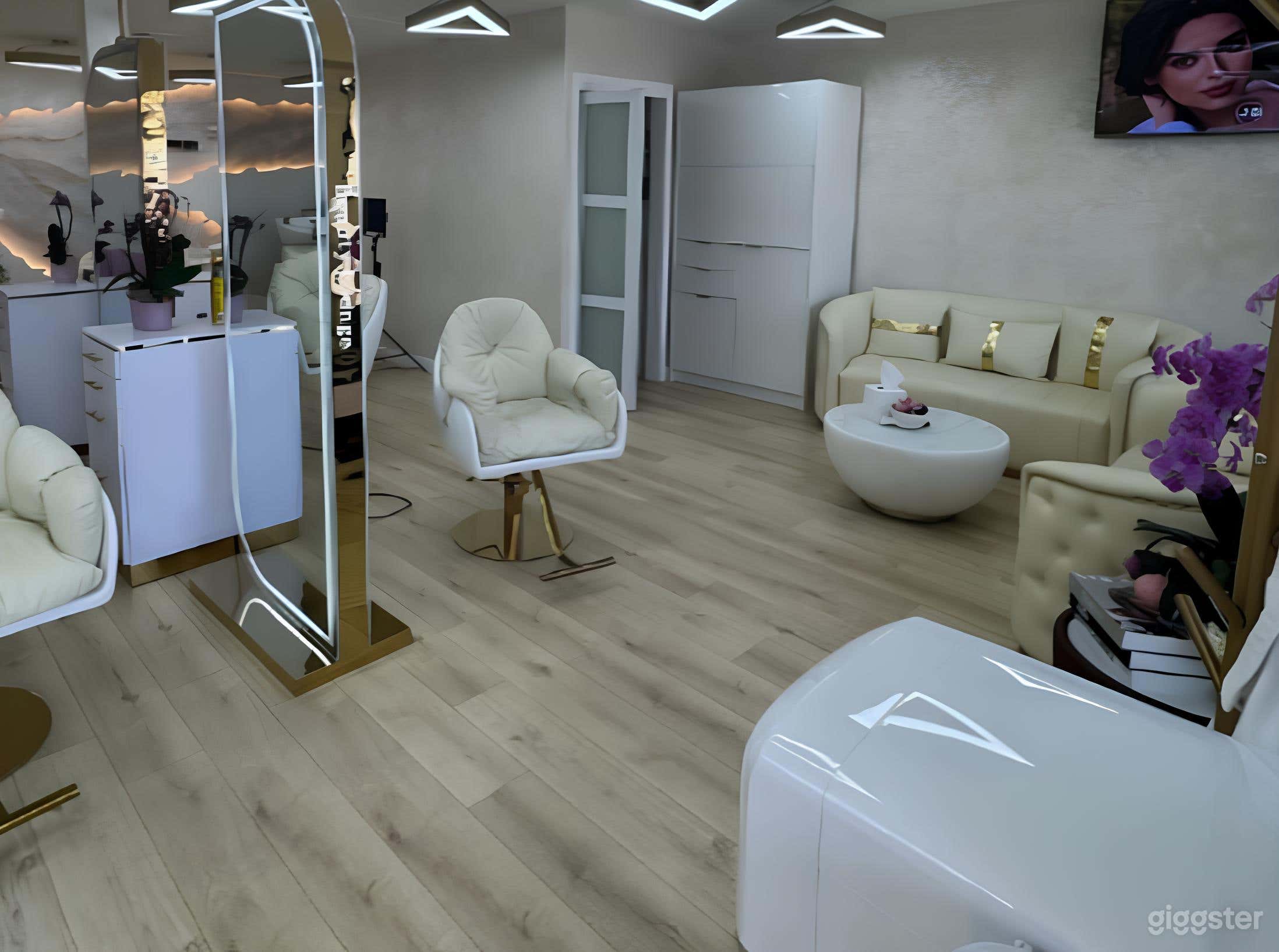 One-of-a-kind luxury hair salon Photo 3