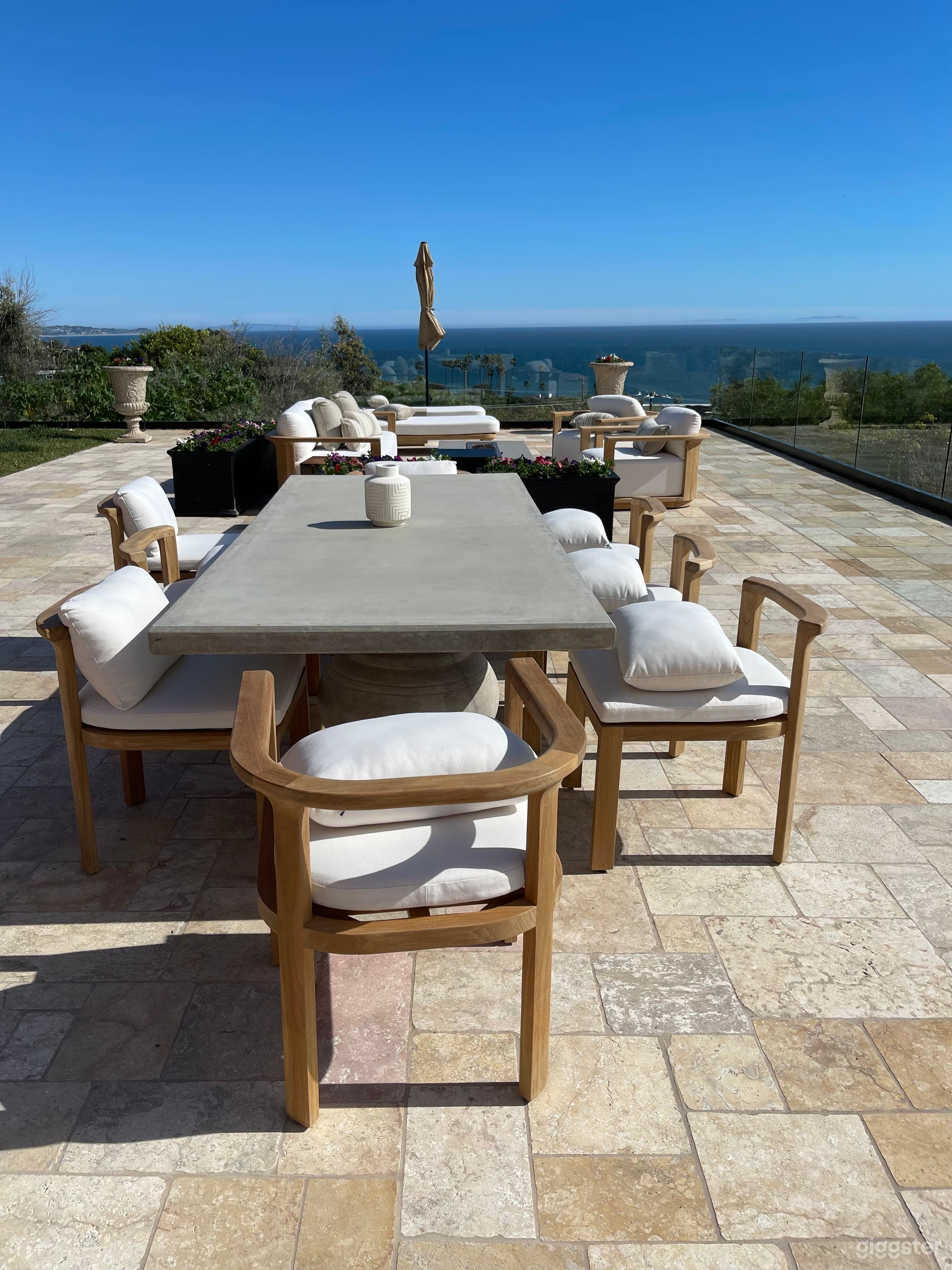 Oceanview Malibu Villa Photo 2
