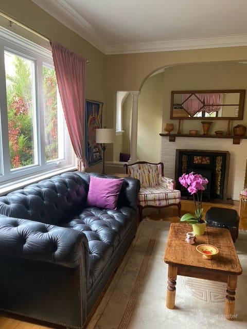 Stucco beauty large screened in porch and unique e Photo 1