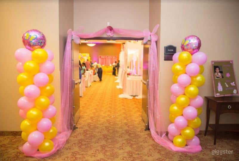 Perfect Room for your Next Corporate Event Photo 1