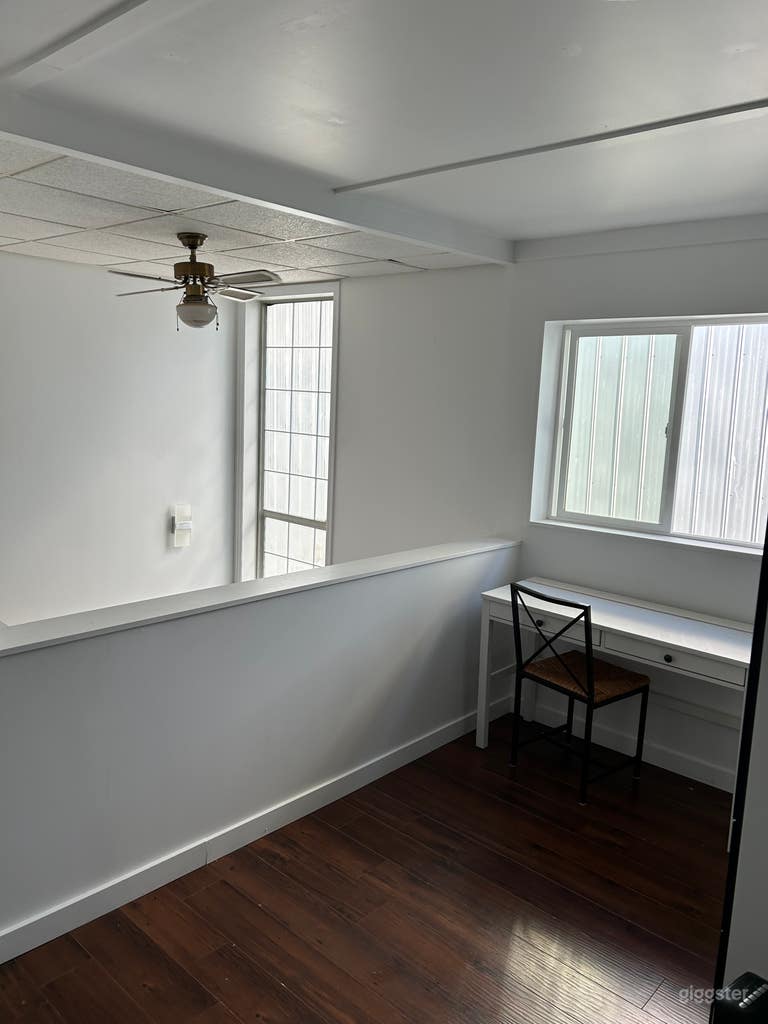  Floating boatshed apartment with 42' Bertram boat 