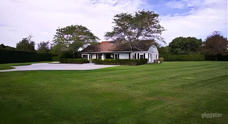 Magnificent Multi-Acre Backyard 