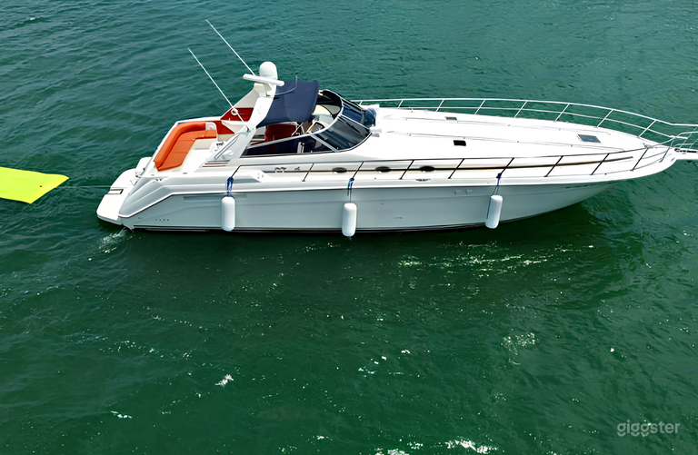  Sea Ray 50” Yacht 