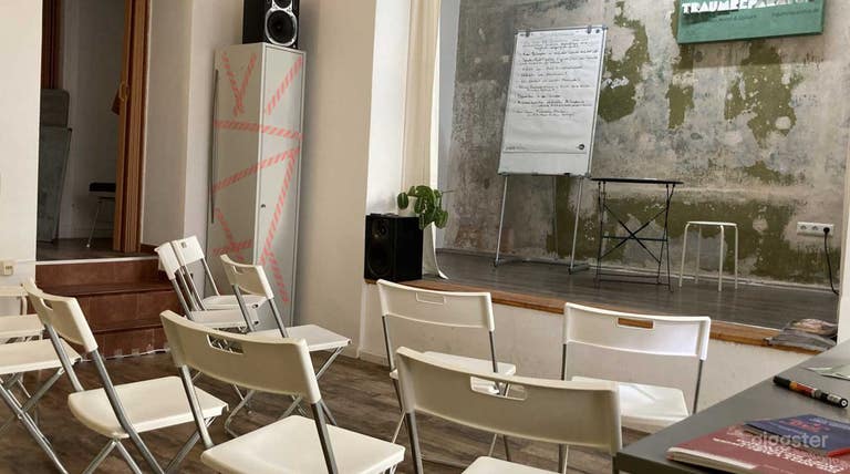  Kreatives Kreuzberg Studio & Veranstaltungsraum mit kleiner Bühne 