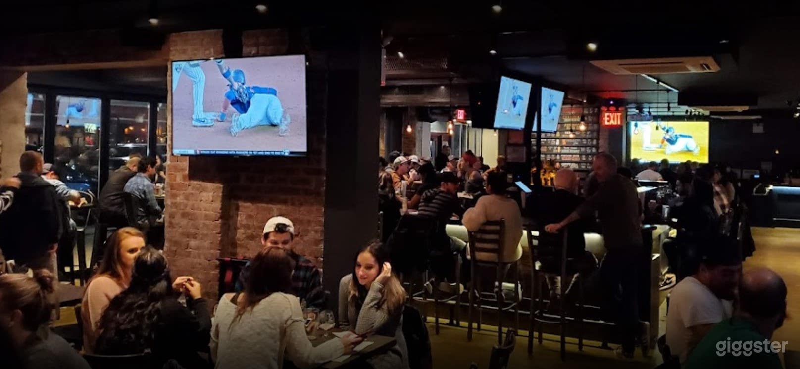 Craft Beer Bar and Restaurant in Queens (Buyout) Photo 2