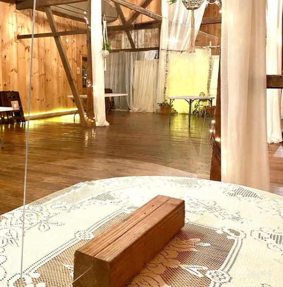 Historic Barn Venue Photo 4