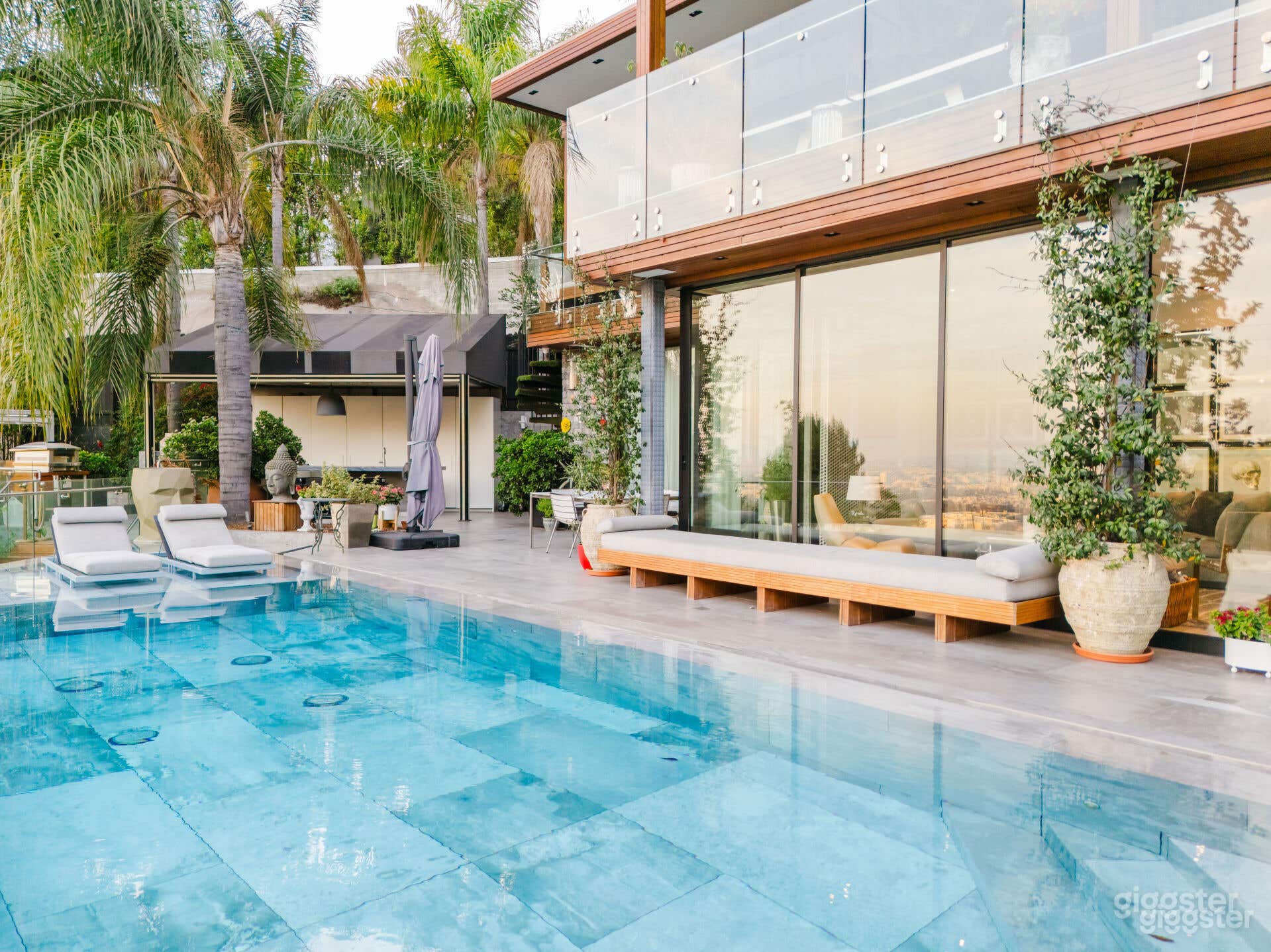 MODERN ZEN INFINITY POOL WITH SPA IN THE HILLS Photo 1
