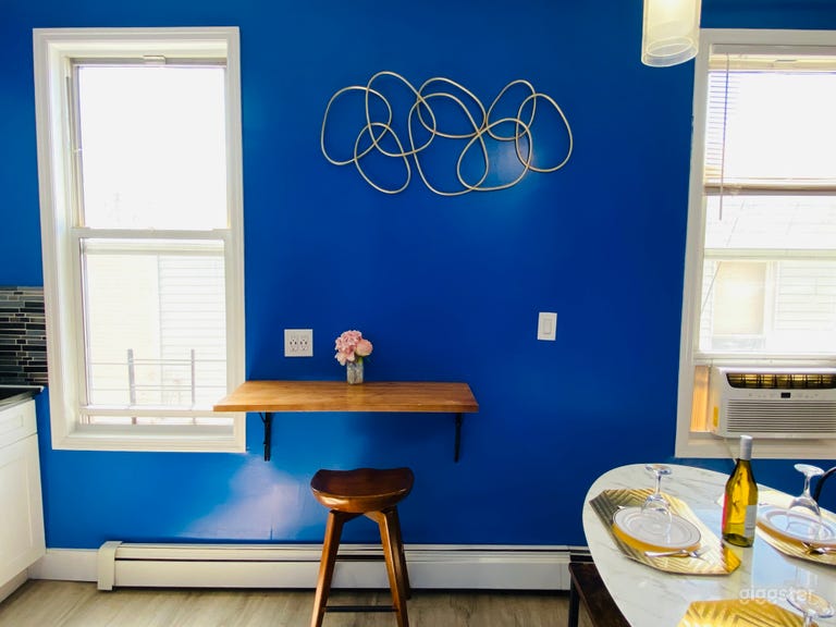  The Cool Blue Luxurious Space 