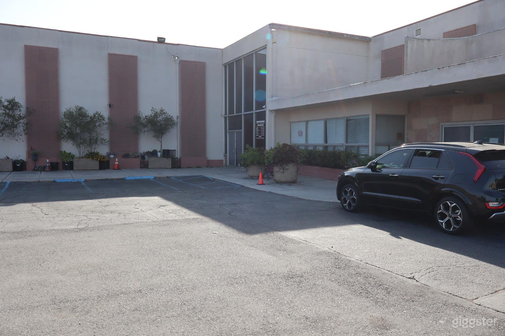 Abandoned School / Church  Photo 3