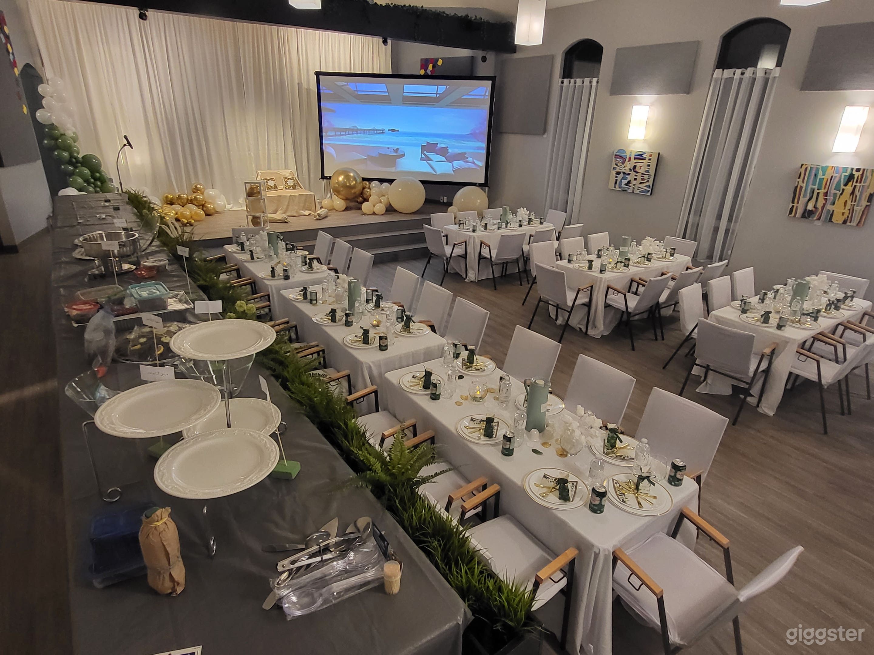 Beautiful Hall For Big Events  Photo 1