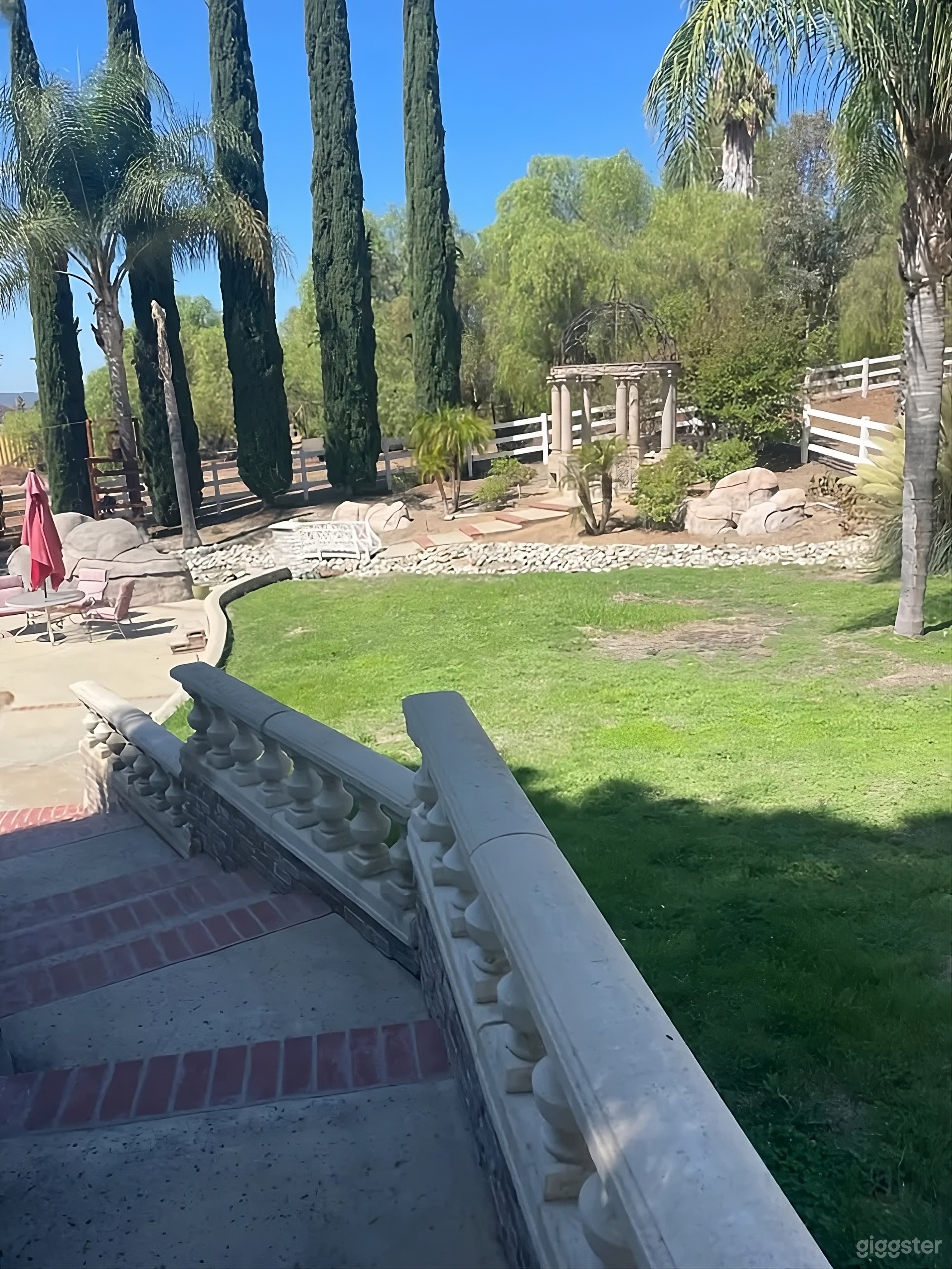 Private Estate Backyard Photo 2