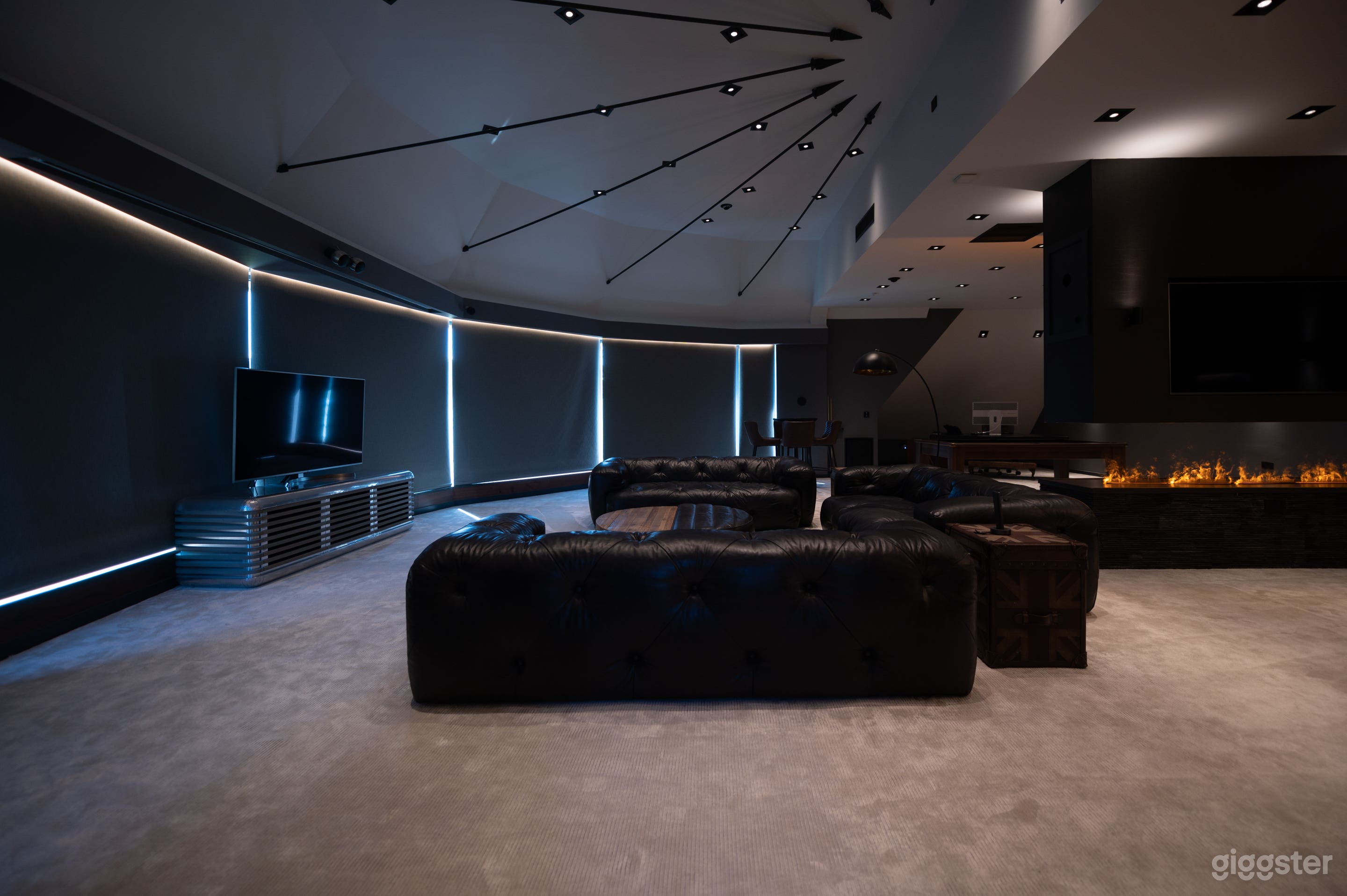 Presidential Penthouse Photo 2