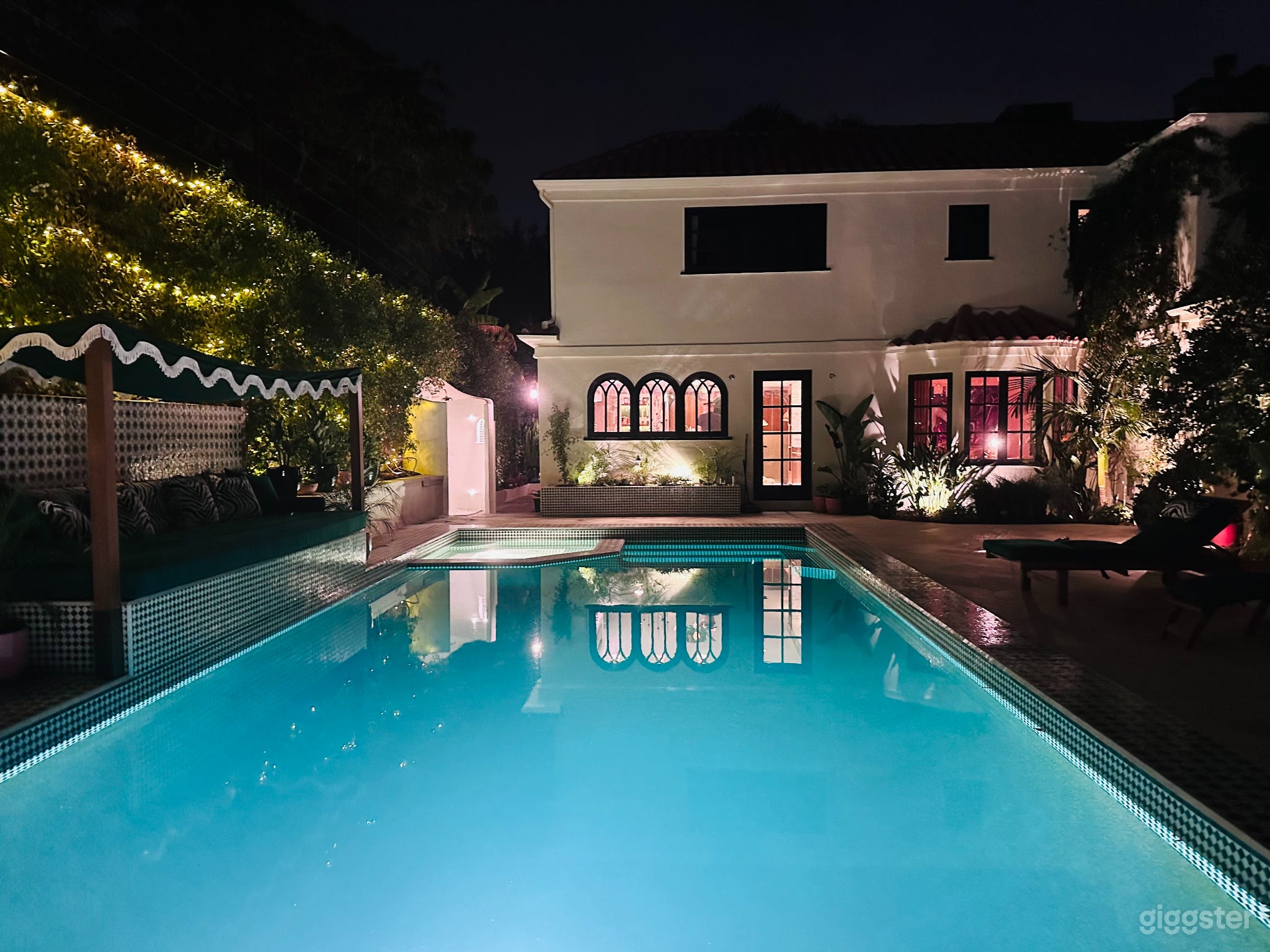 VINTAGE SPANISH VILLA W/ MAXIMALIST CHARM Photo 2