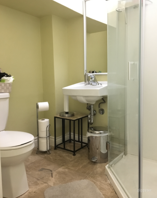  Spacious Versatile Fitness Studio 