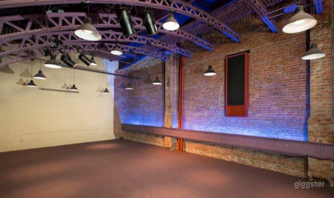 Private Cabaret Space Photo 4