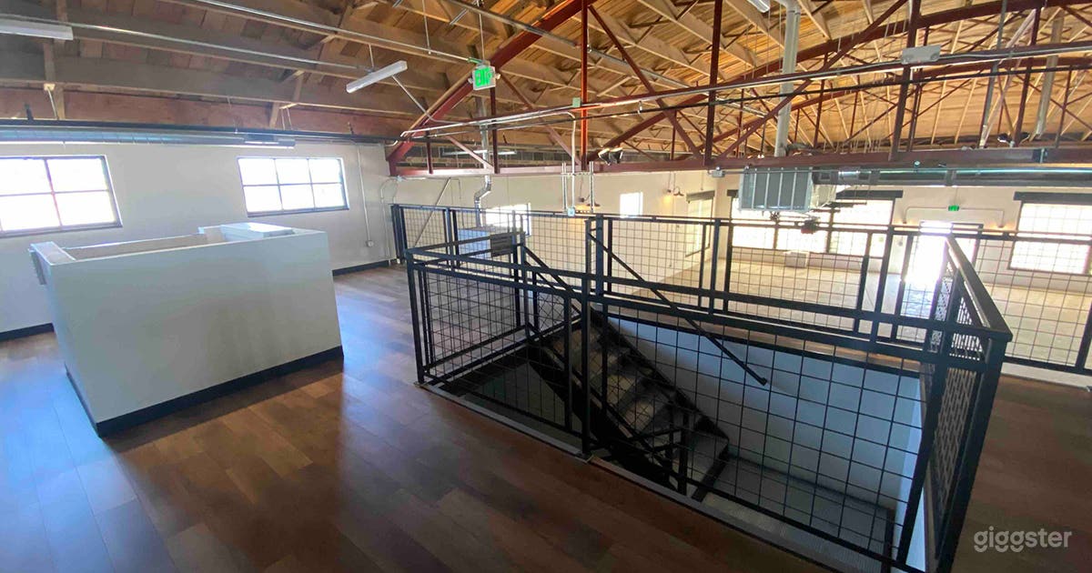 Spacious Modern Venue for Events & Productions Photo 3