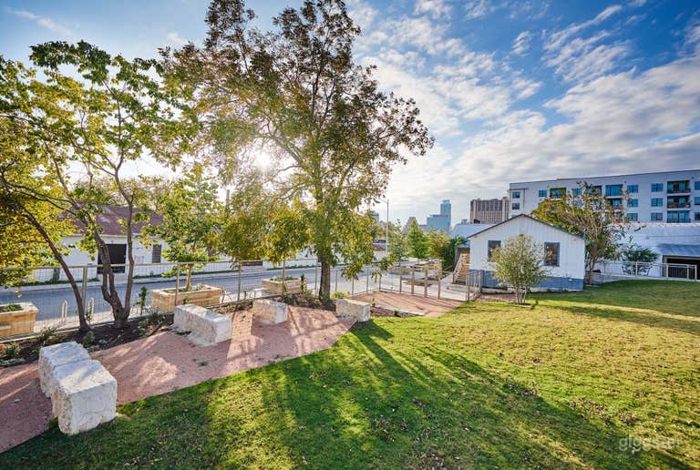  Eastside Urban Industrial Warehouse with Lawn 