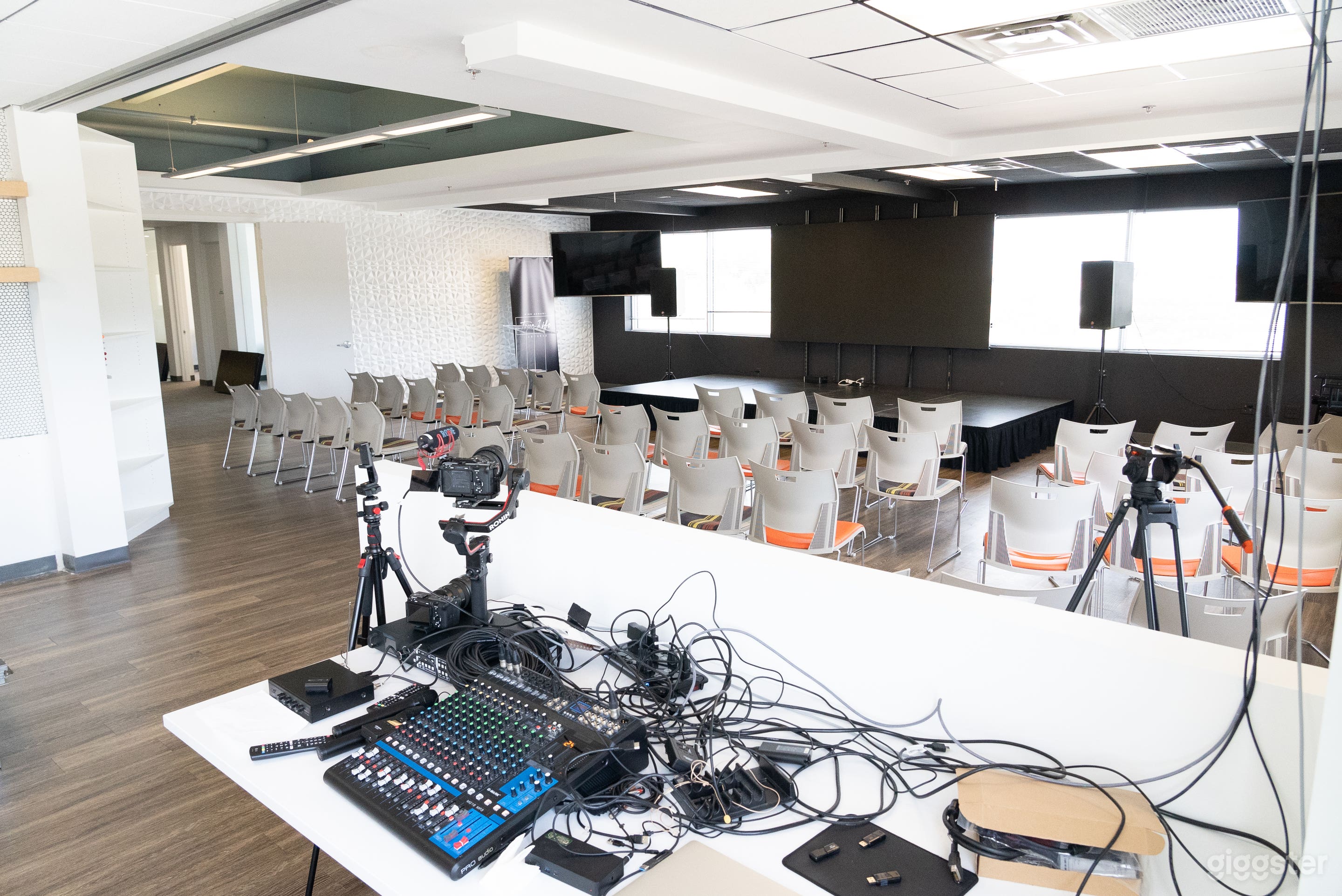 Diverse Event Space in Boca Raton! Photo 4