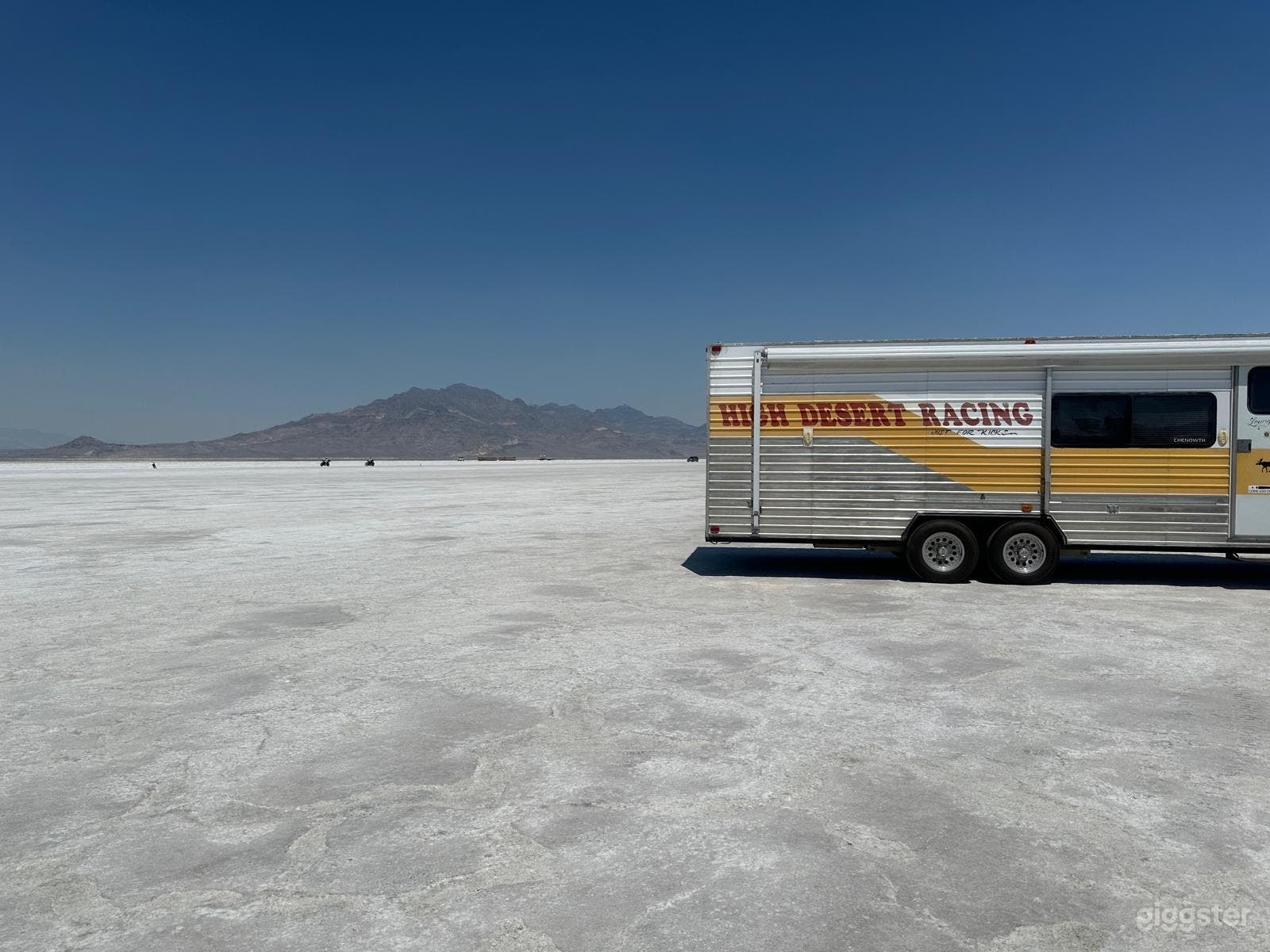  Cool, Nostalgic Retro High Desert Inn Trailer  Photo 1