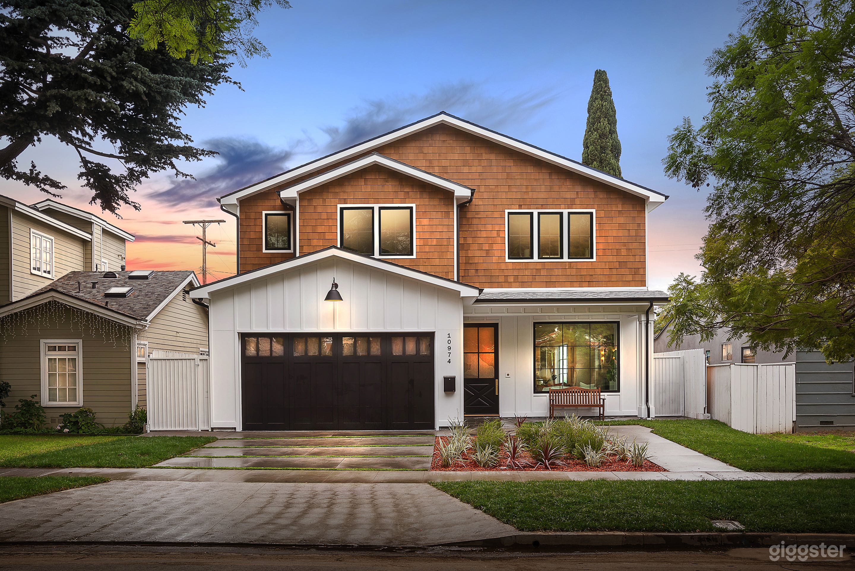 Rancho Park New Cape Cod Farmhouse, Near Studios! Photo 1