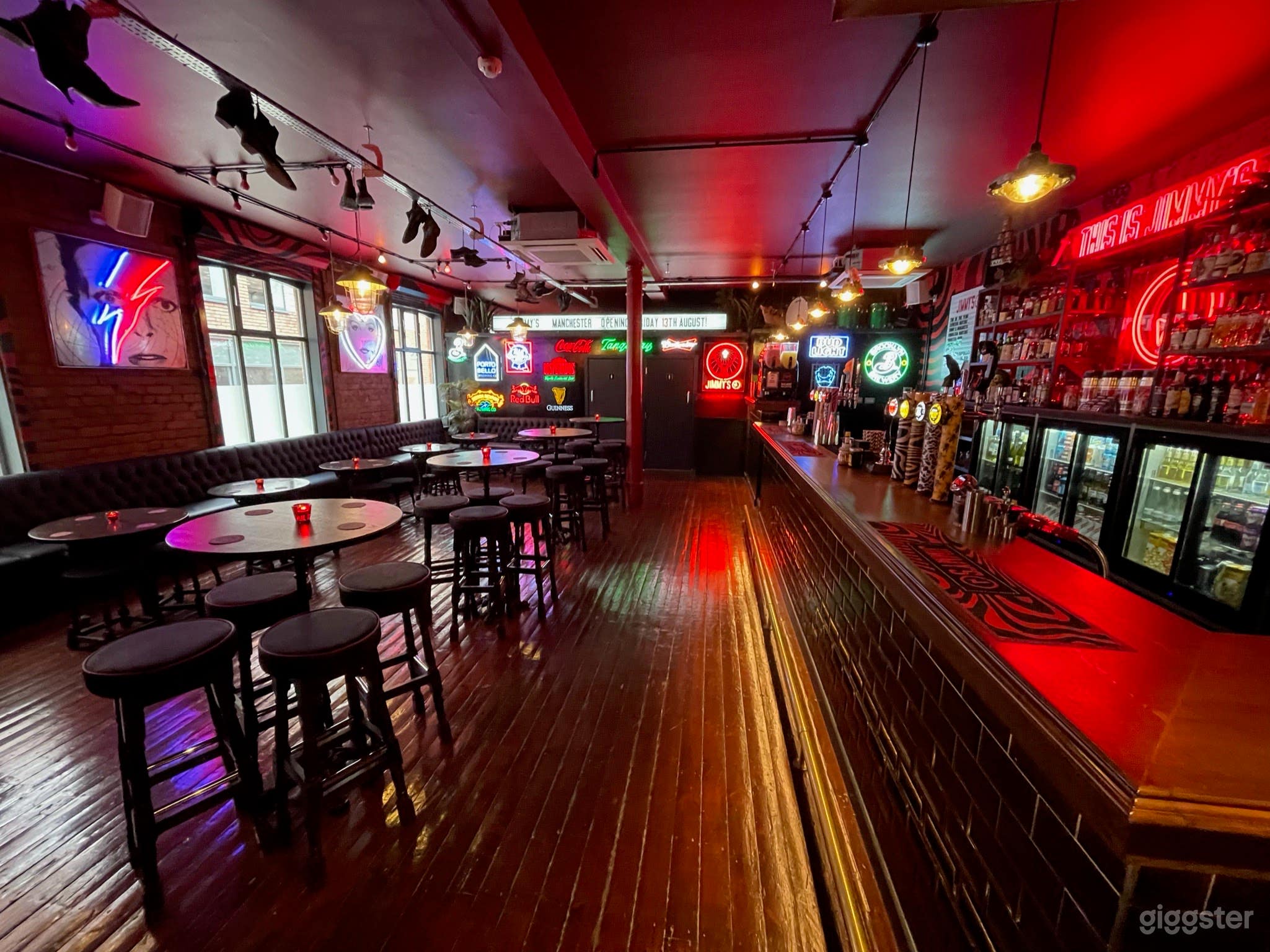 Authentic GastroPub in Manchester Photo 2