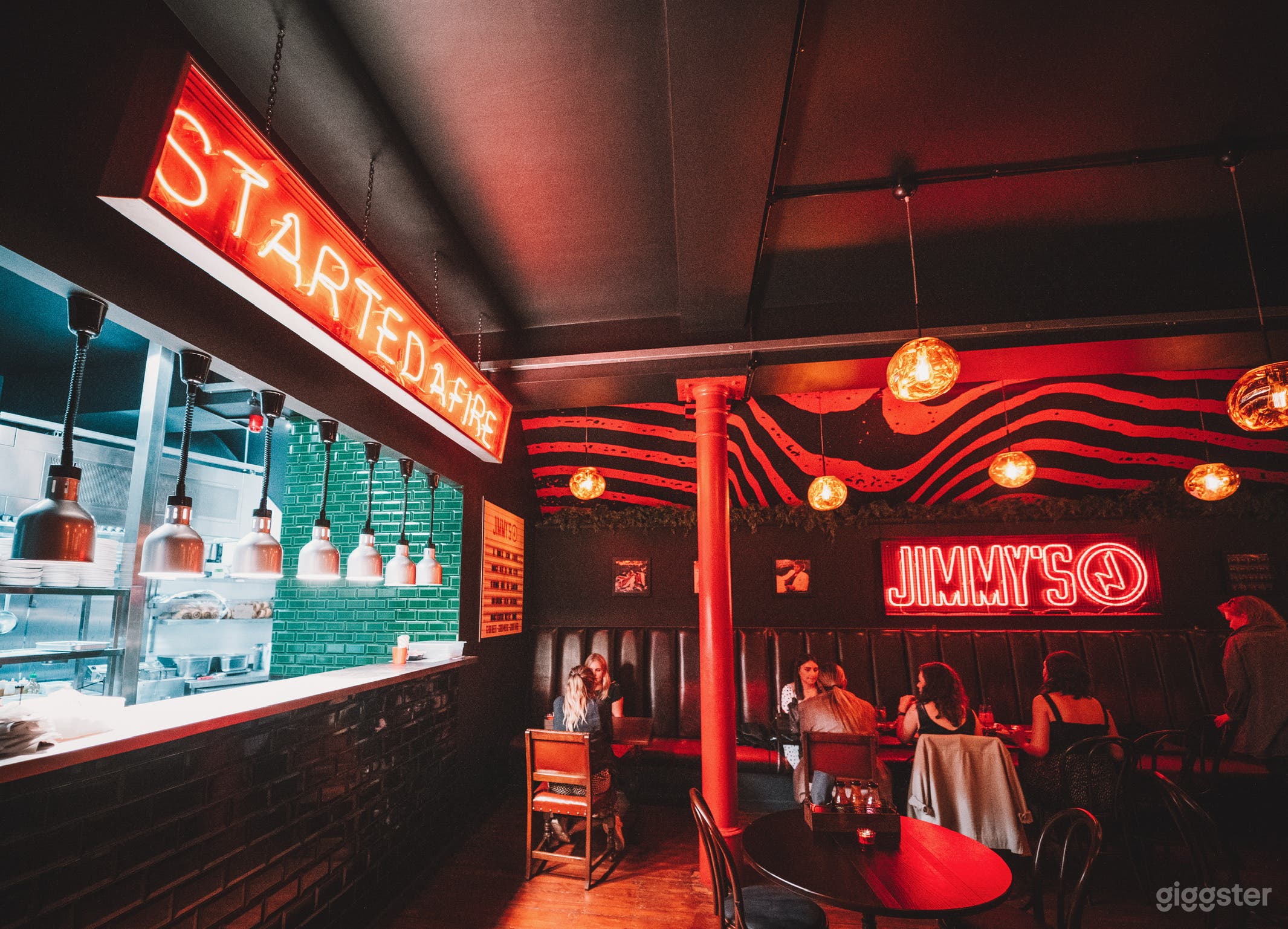 Authentic GastroPub in Manchester Photo 4