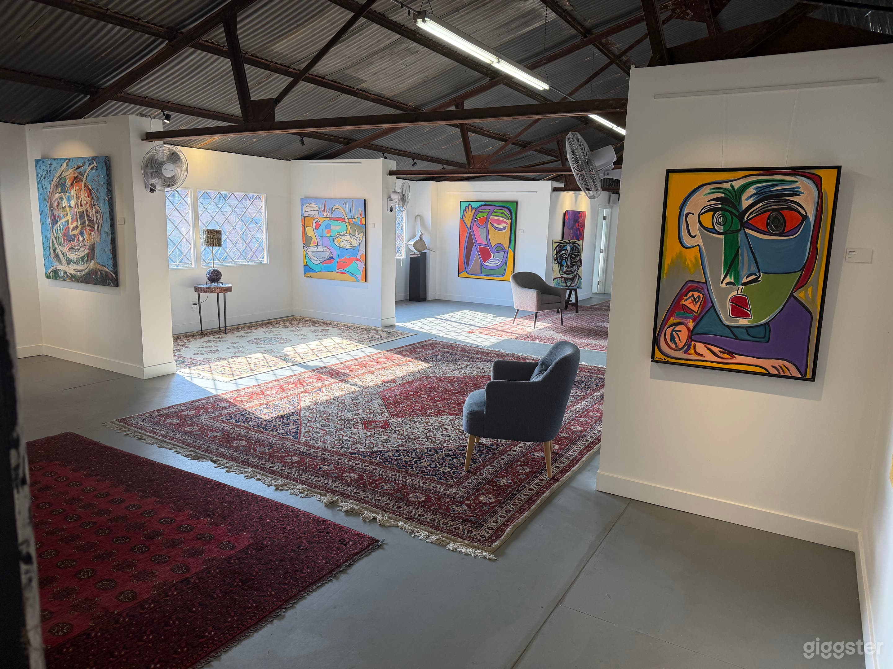 Beautiful Gallery in the Arts District Photo 1