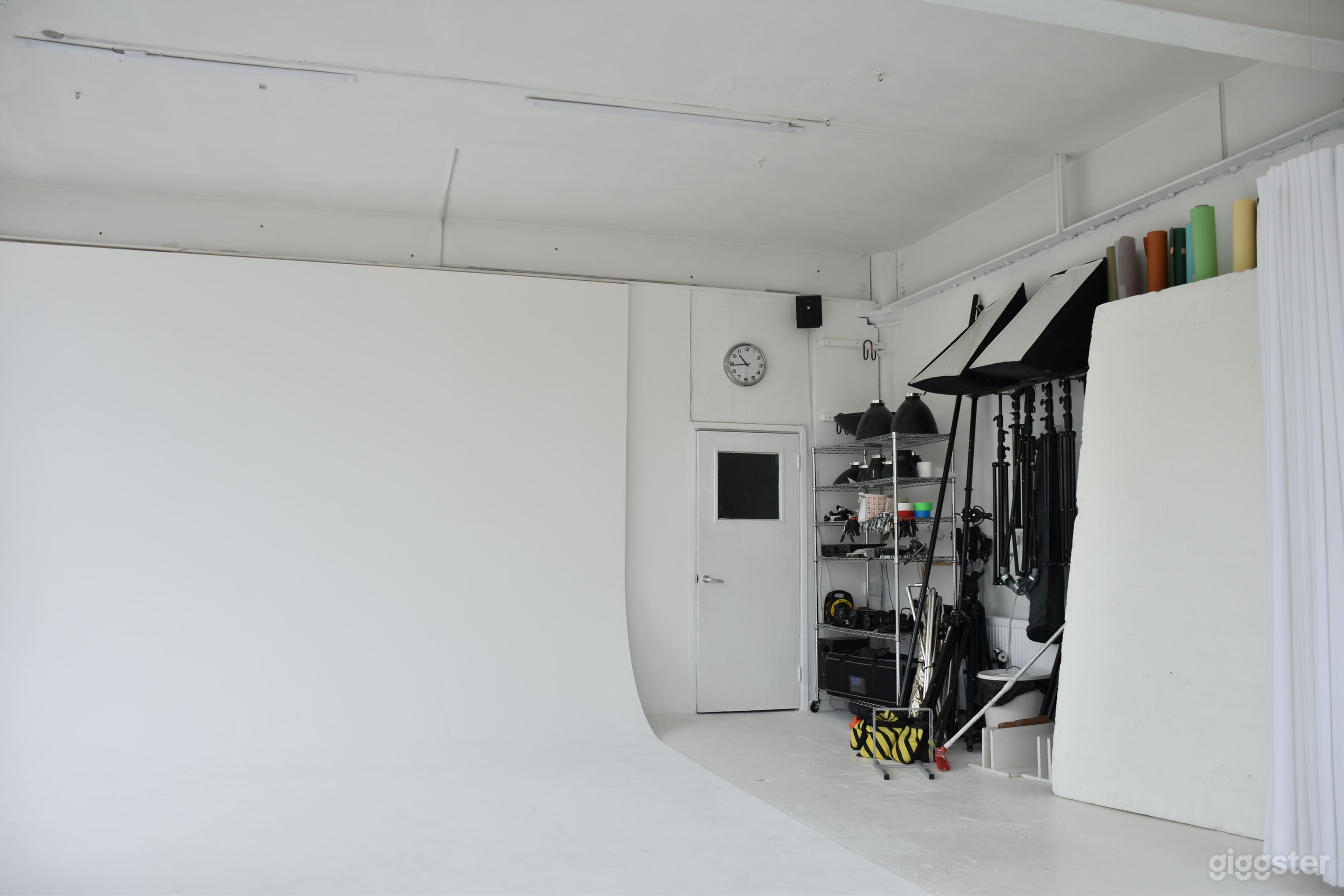 Natual Light Photography Studio in Manchester Photo 4